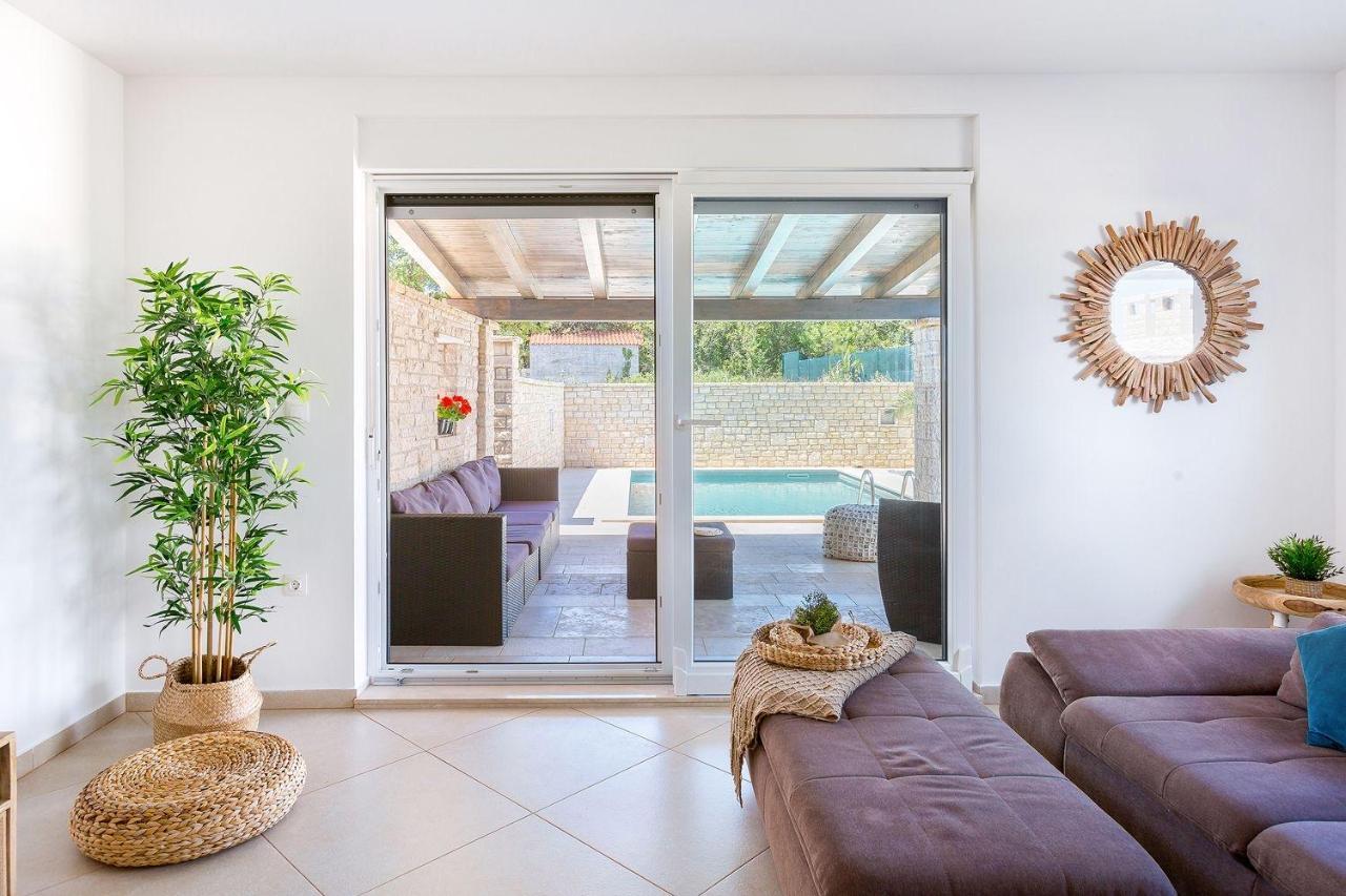 Lovely Istria Liznjan Exterior photo